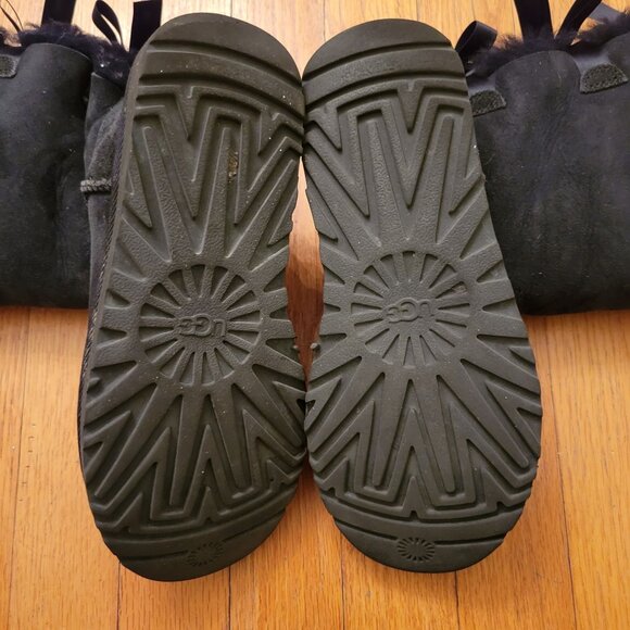 UGG 5 Black Suede Leather Sheepskin BAILEY BOW II Tall Boots - Picture 4 of 10